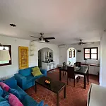 Los Corales Suite